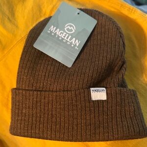 Magellan Outdoors Brown Beanie